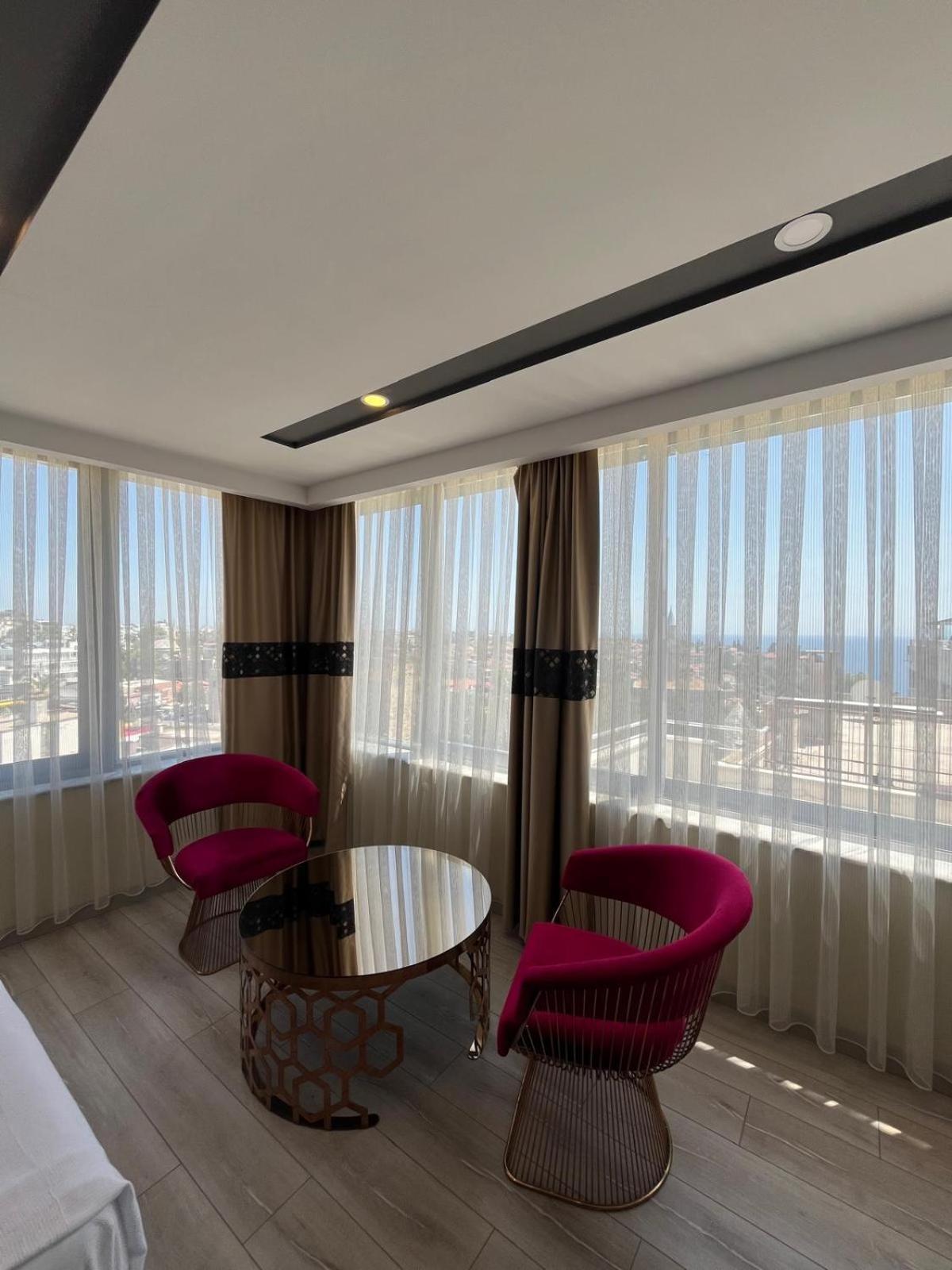Golden Lux Hotel 안탈리아 외부 사진