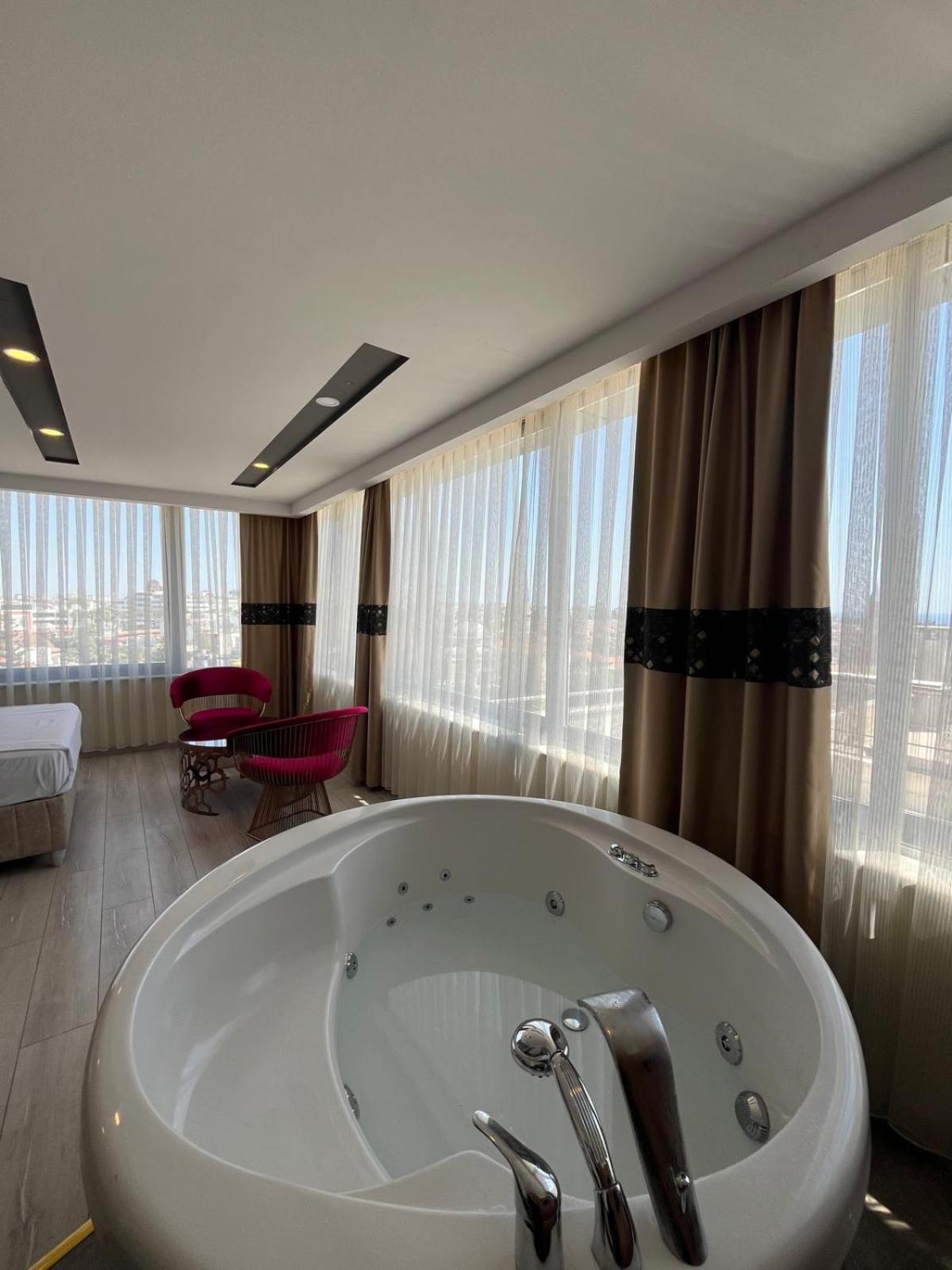 Golden Lux Hotel 안탈리아 외부 사진