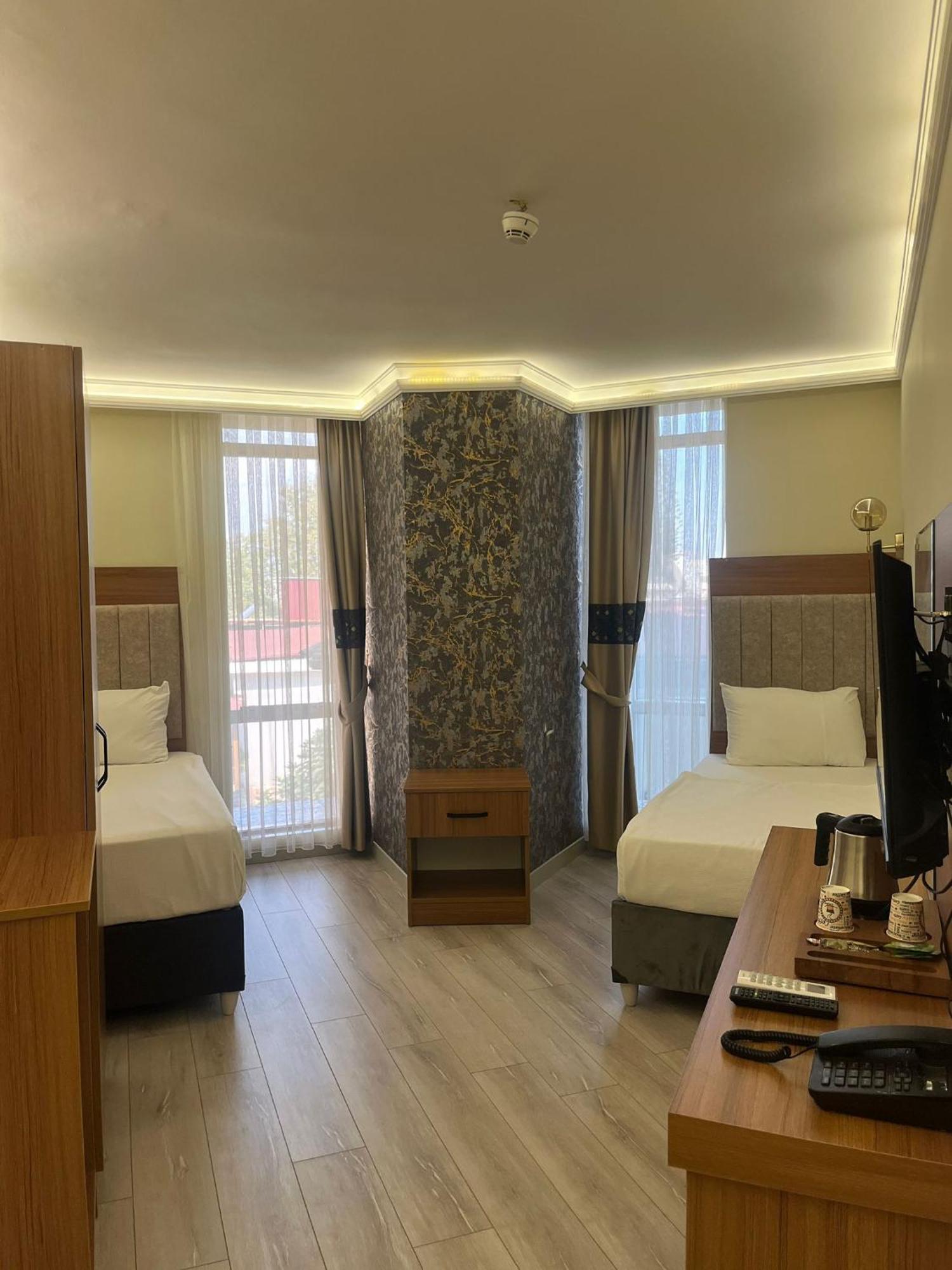 Golden Lux Hotel 안탈리아 외부 사진