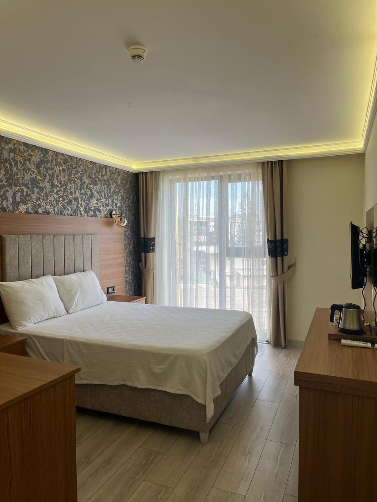 Golden Lux Hotel 안탈리아 외부 사진