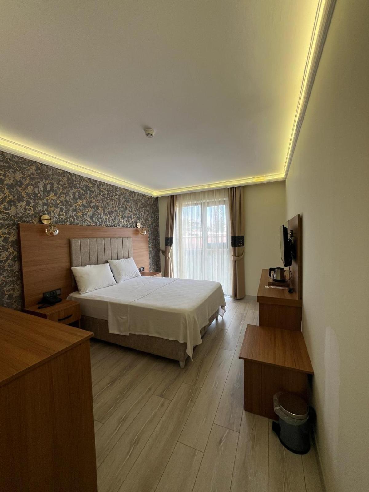 Golden Lux Hotel 안탈리아 외부 사진